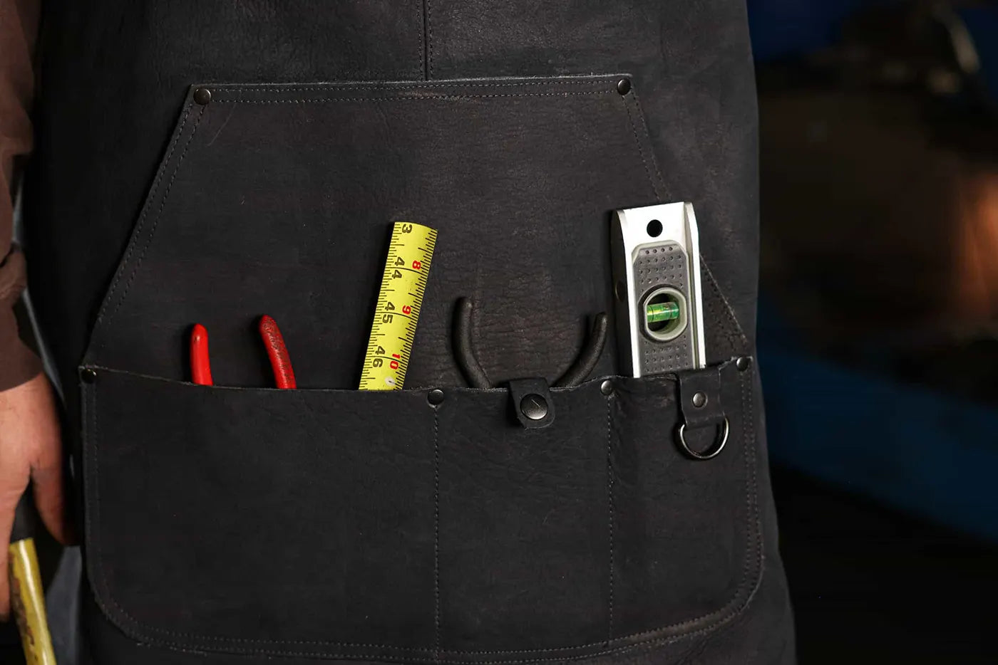 Black Apron Down Pockets - Black