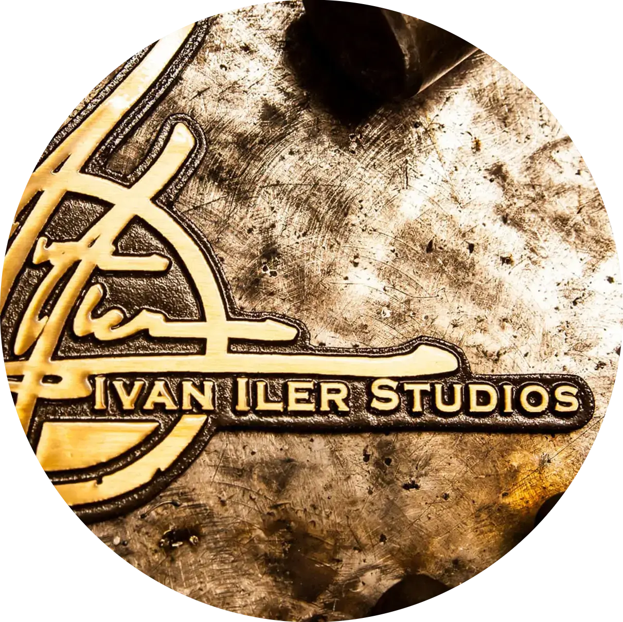 Ivan Iller Studios Logo 
